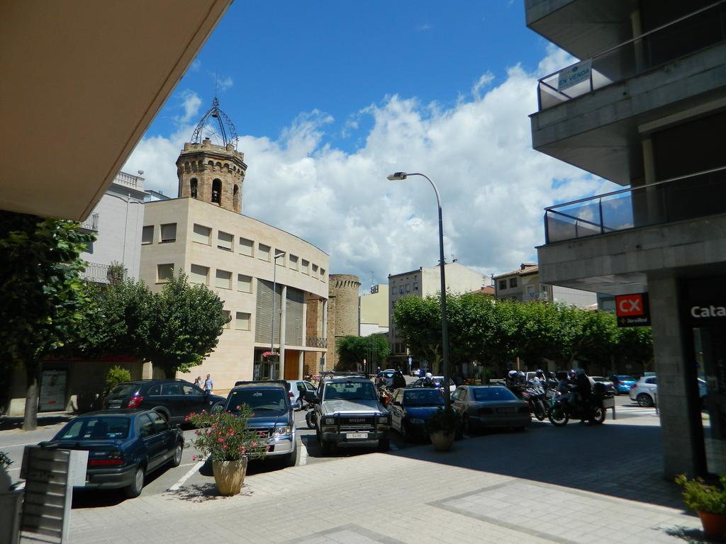 Hotel Alegret Tremp Exterior foto